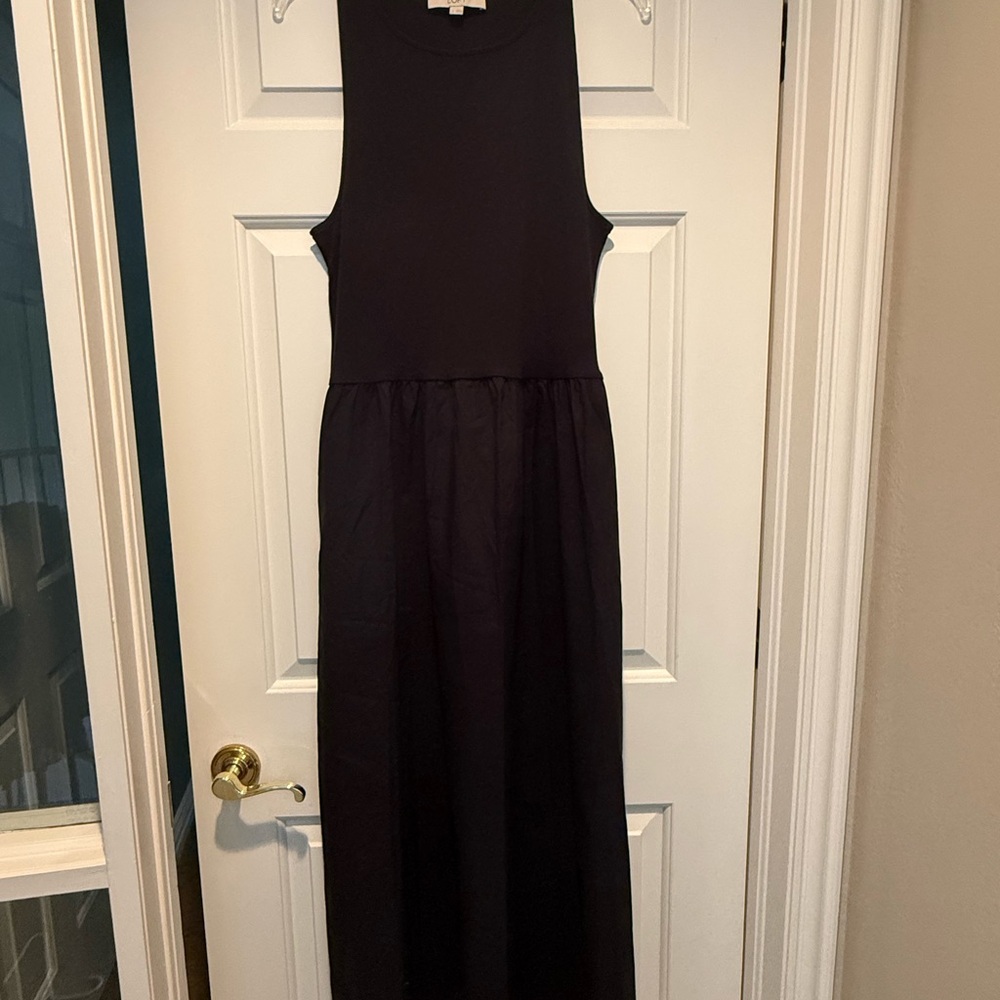 LOFT Black Sleeveless Maxi Dress